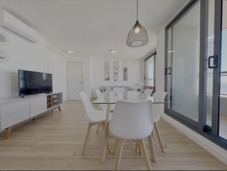 Departamento en venta en playa brava a pasos del mar